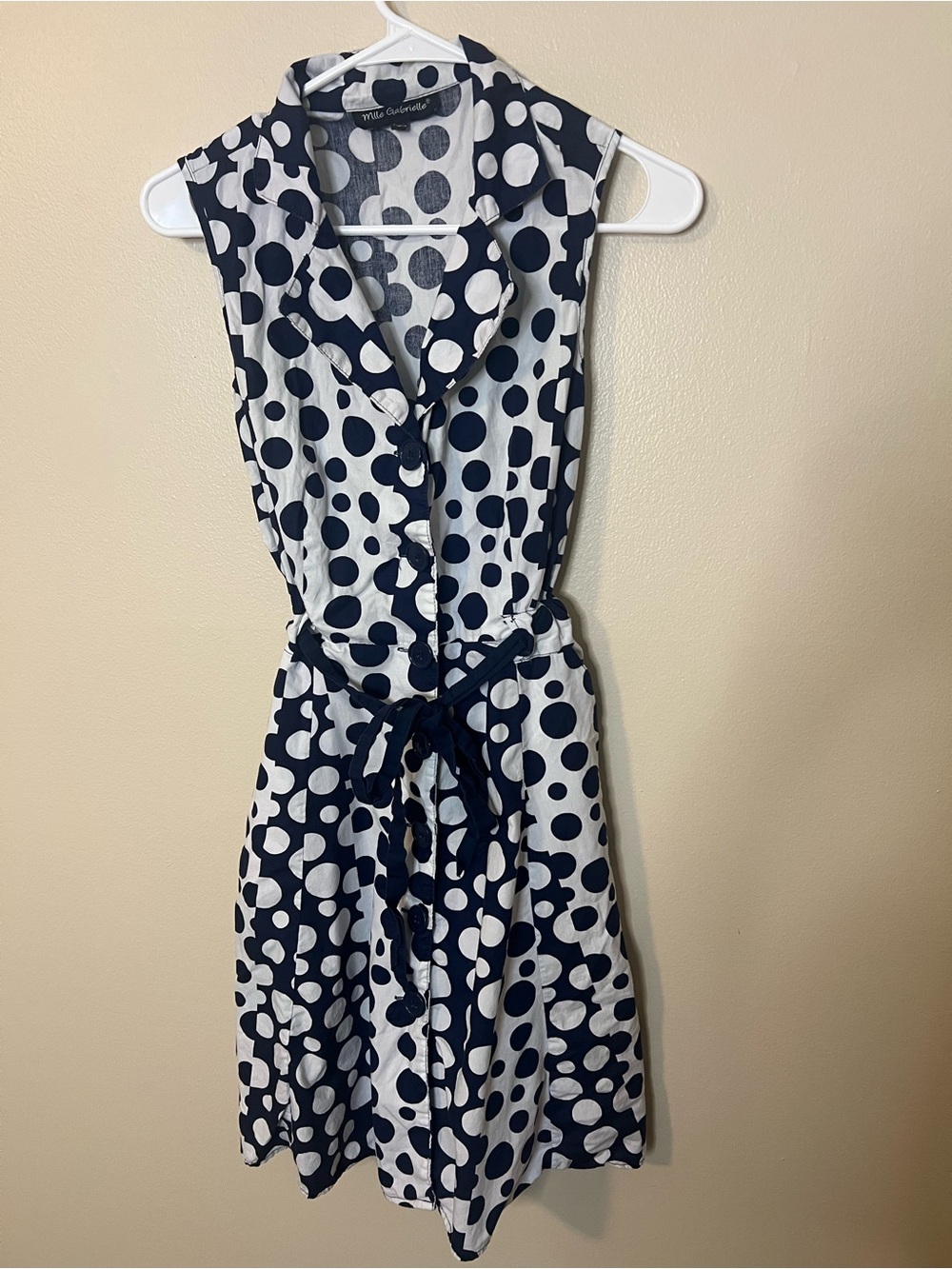 Mlle Gabrielle Sleeveless Navy And White Polka Dot Pattern Dress
